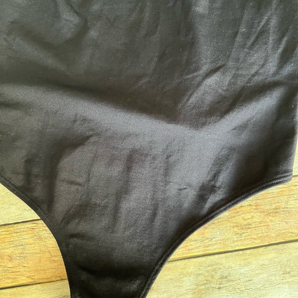 NWT Jockey Generation Black Everday Smoothing Thong Bodysuit Size Medium - Picture 8 of 8